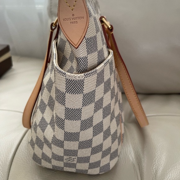 ✅SOLD✅ 🔥Rare🔥 Authentic Louis Vuitton Totally PM - Picture 10 of 10